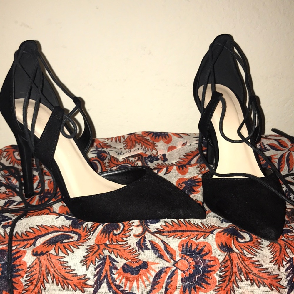 Black pointy toe heels